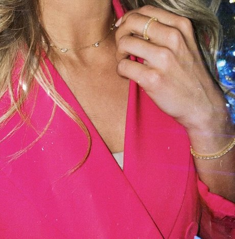 Dannie Rogers hd pornstar photos