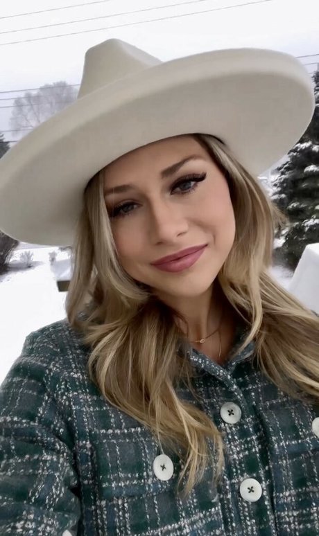 Dannie Rogers perfect pornstar archive