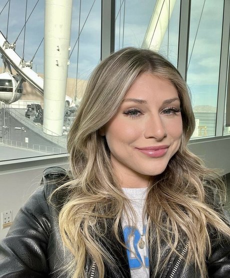 Dannie Rogers nice star pics