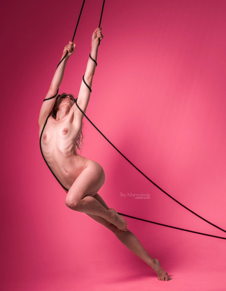 ineedmary hot actress pic