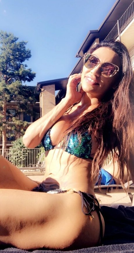 Jessy Dubai pornstar nice pic