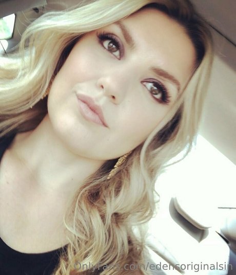 huge shemale onlyfans hot nude gallery