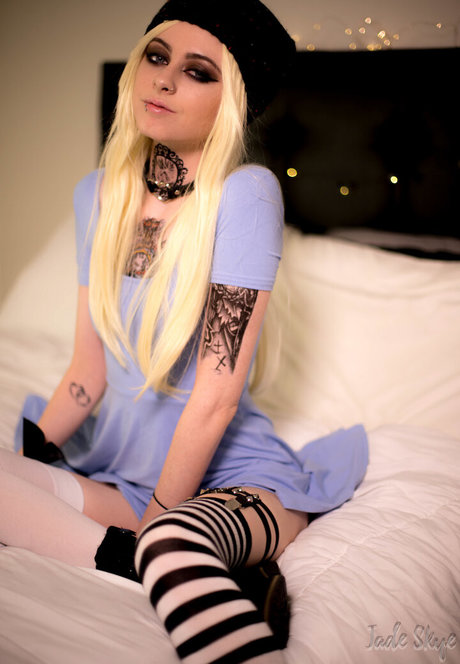 Jade Skye sex model images