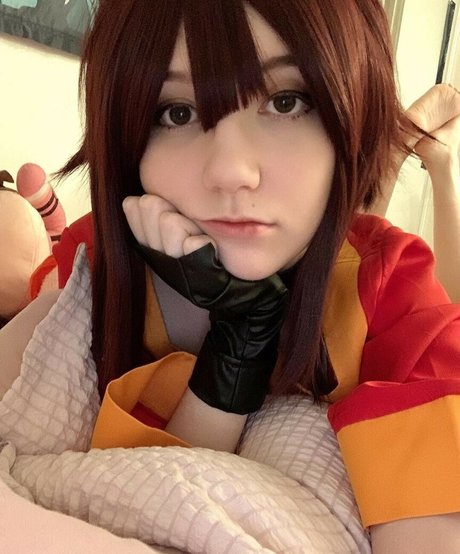 moekomori model naked photos