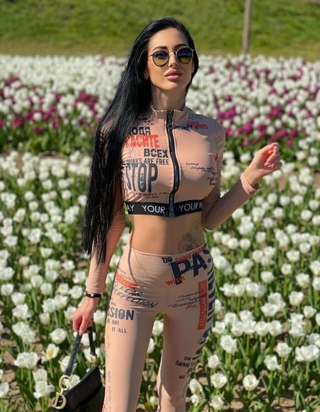 your sweet mari nude model pics