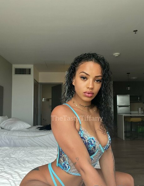 femboy gay onlyfans sexy pic