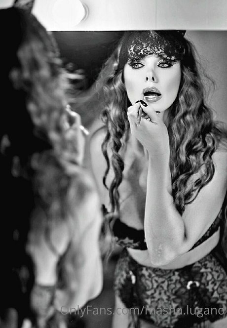 annushka k high quality pornstar pictures