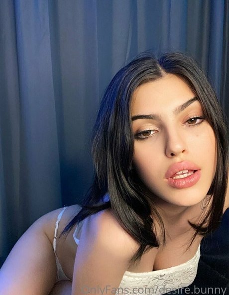 Desiree Bunny model xxx pic