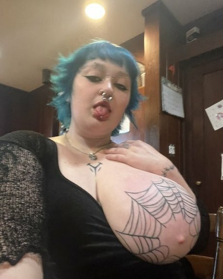 Shawtydyin03 actress photo