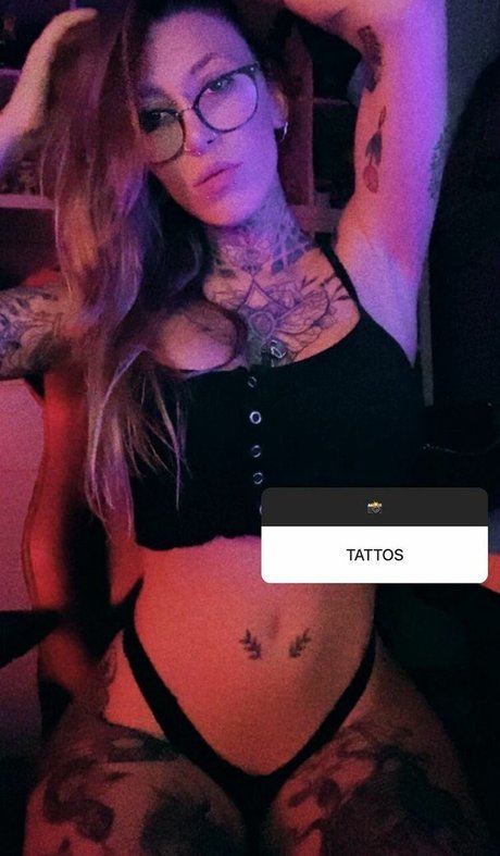 Missmushrooms xxx model archive