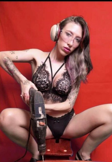 Missmushrooms best actress image