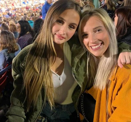 big tits curvy onlyfans best photos