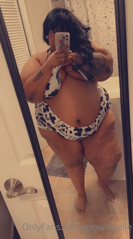 growingellex star adult pictures