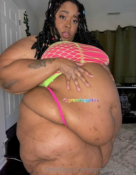 medium tits onlyfans top pics