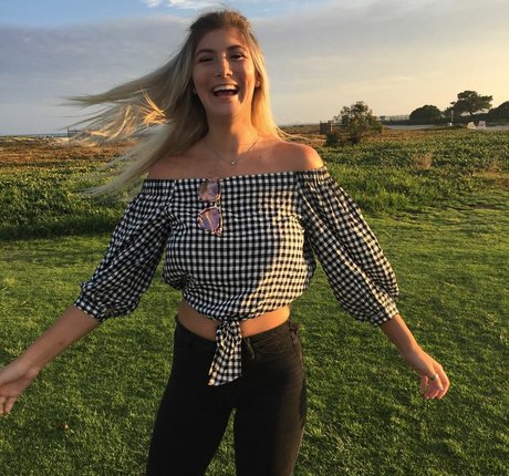 Megan Aisoff nice actress picture