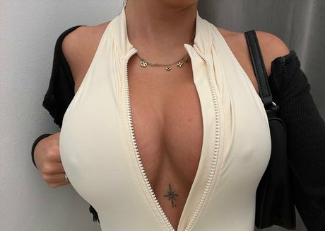 baileyscarlett adult actress images