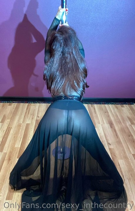 sexy inthecountry model porn images