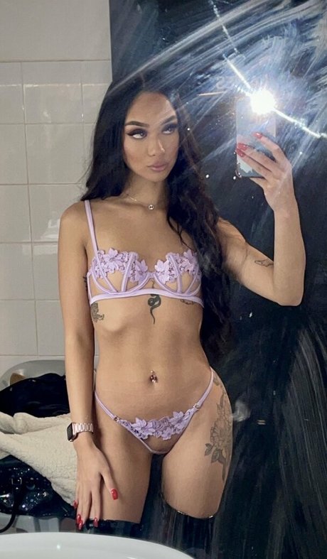 yourthaigf erotic pornstar picture