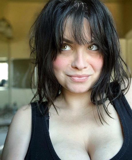 JuliaThongg perfect actress pic