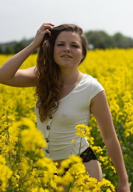 kate sofiefree model perfect pics