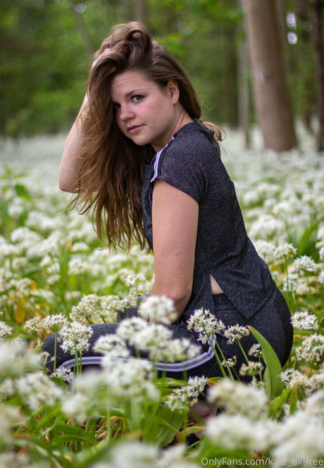 kate sofiefree beautiful actress image