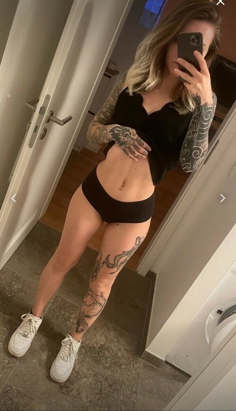 jasixgray model naked gallery