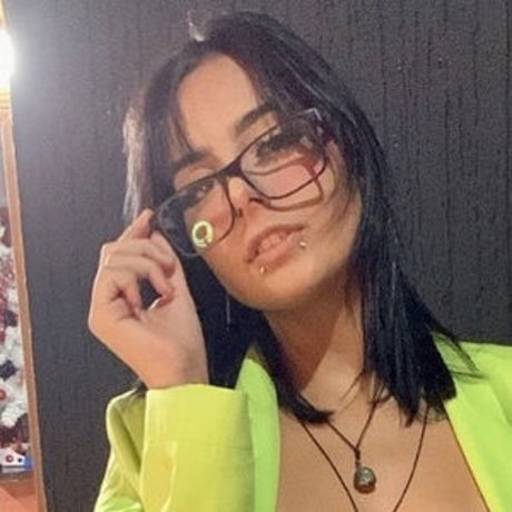 Lais Rodrigues pornographic model pictures