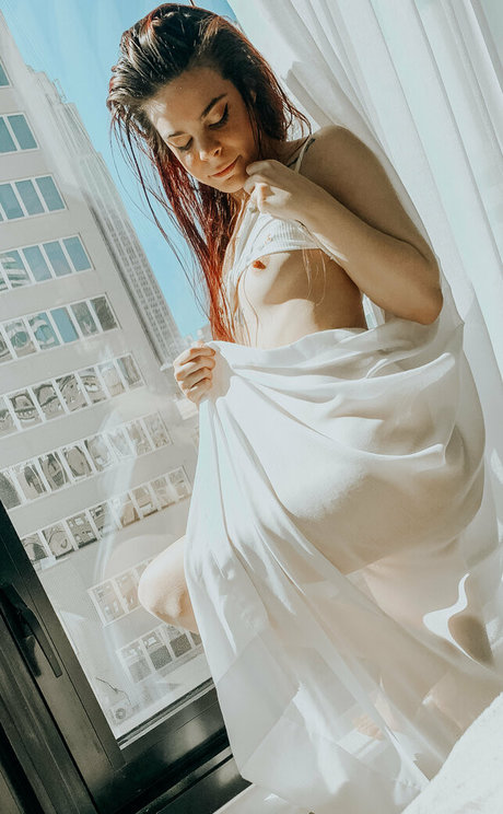 Shegavemethree pornstar nudes photos