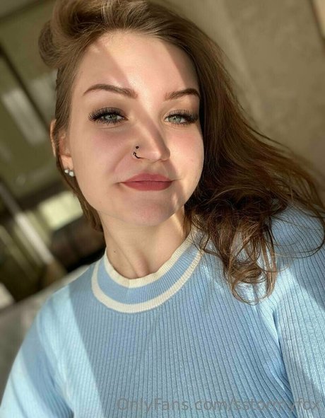 sstormyfox sexy model galleries