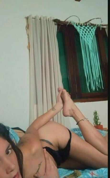 yesiiv model high quality gallery