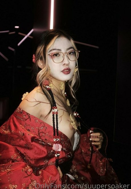 suupersoaker xxx star image