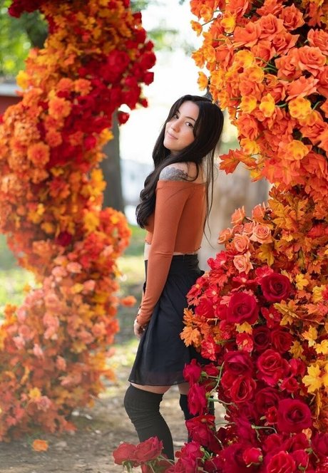 vaegasuicide model nudes pictures