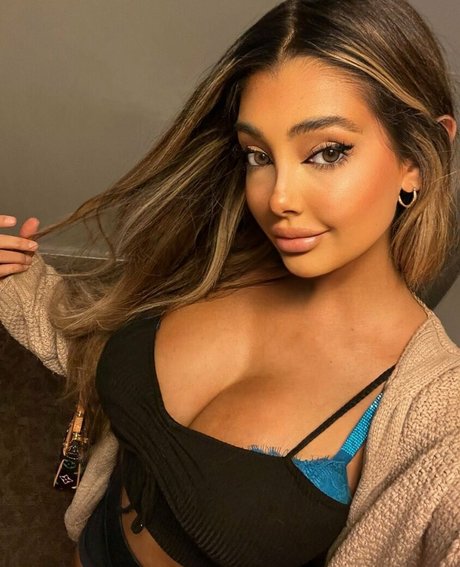 sweet pussy onlyfans hot photos