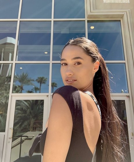 carlieauszler Quick model image