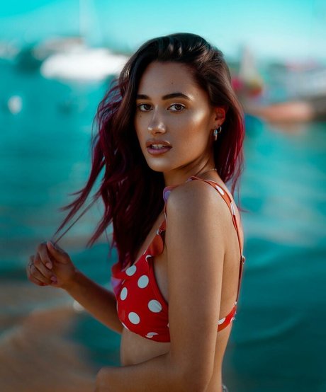 carlieauszler star high quality pic