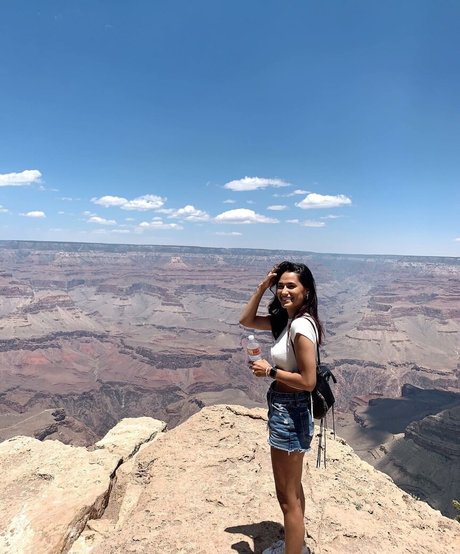 carlieauszler nude model picture