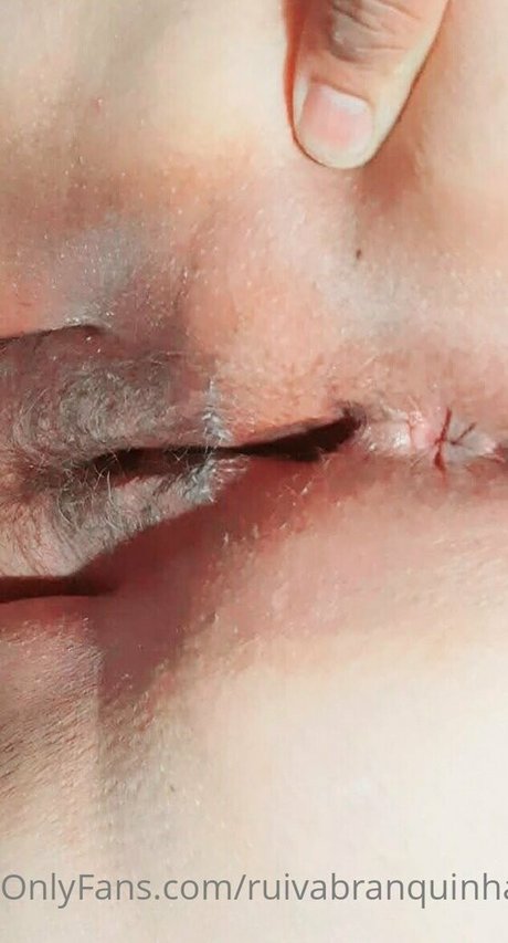 ruivabranquinha model high quality pictures