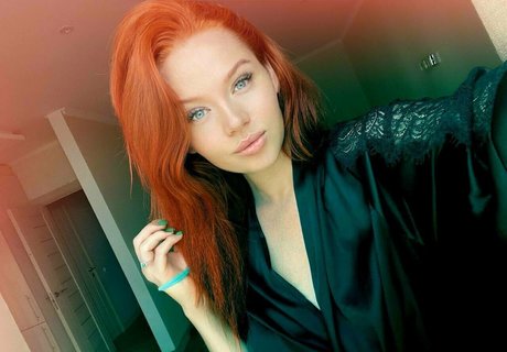 redfoxxxxxxx nice pornstar archive