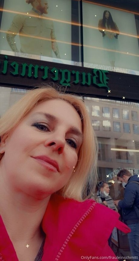 blonde muscle onlyfans nice pic