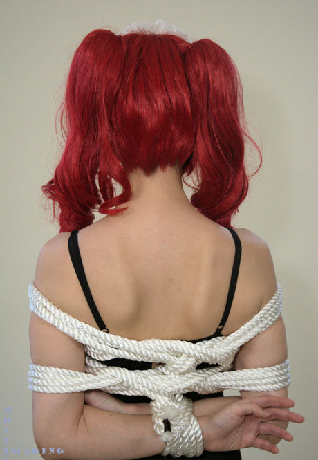 Little Finch hd actress gallery