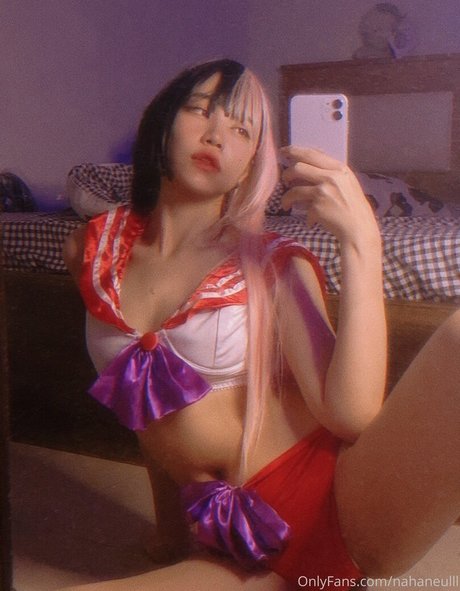 nahaneulll xxx pornstar pics