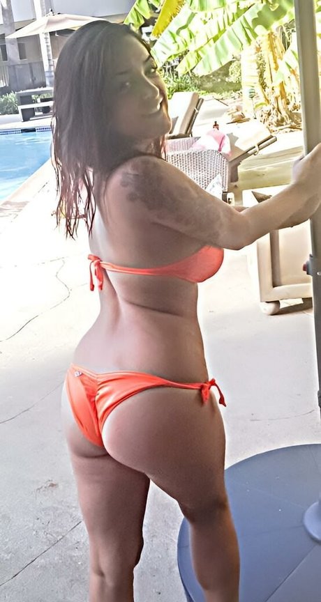 Ashley Smutts perfect model archive