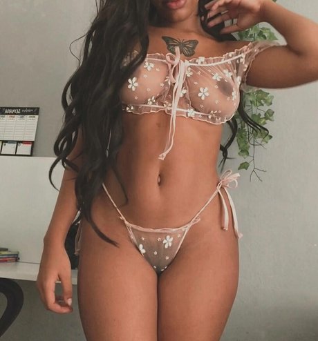 pretty dusa pornographic model photo