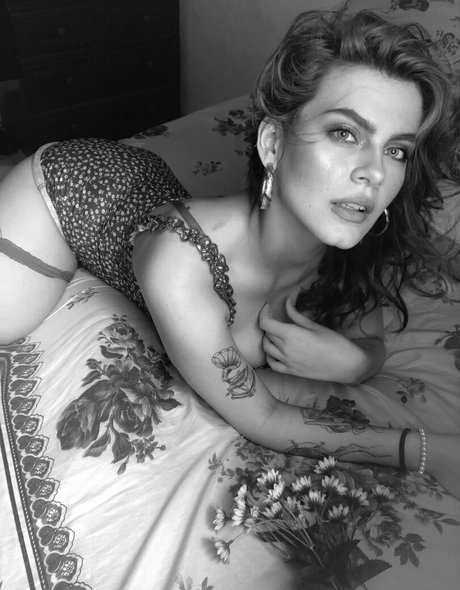 sweet pussy onlyfans art porn photo