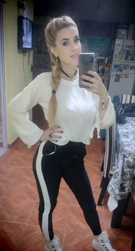 thedevilhot adult actress image