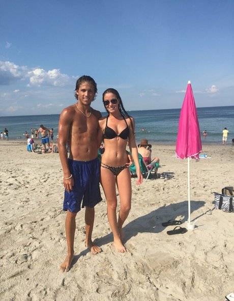 Courtney O Connell high quality actress galleries