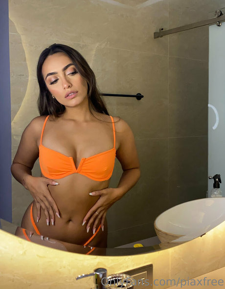 piaxfree xxx actress img