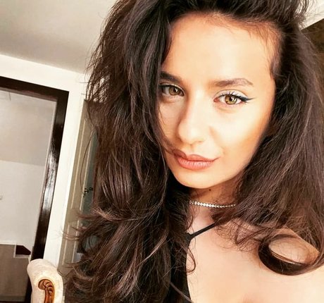 baby meryy93 pornstar nude pictures