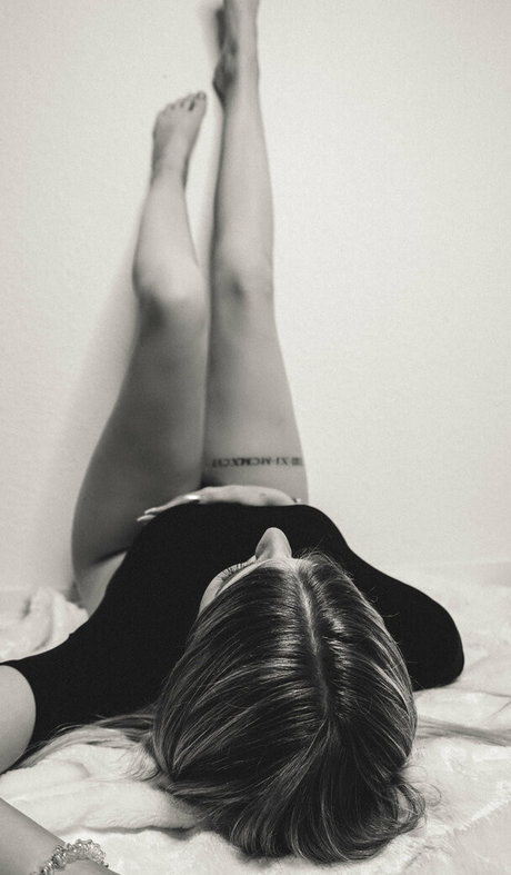 swinger milf onlyfans nice image