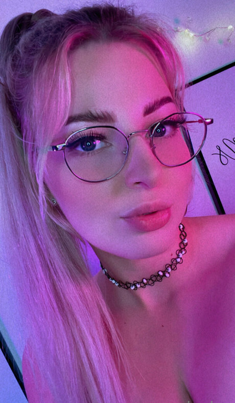 asmrjanina pornstar sexy pictures